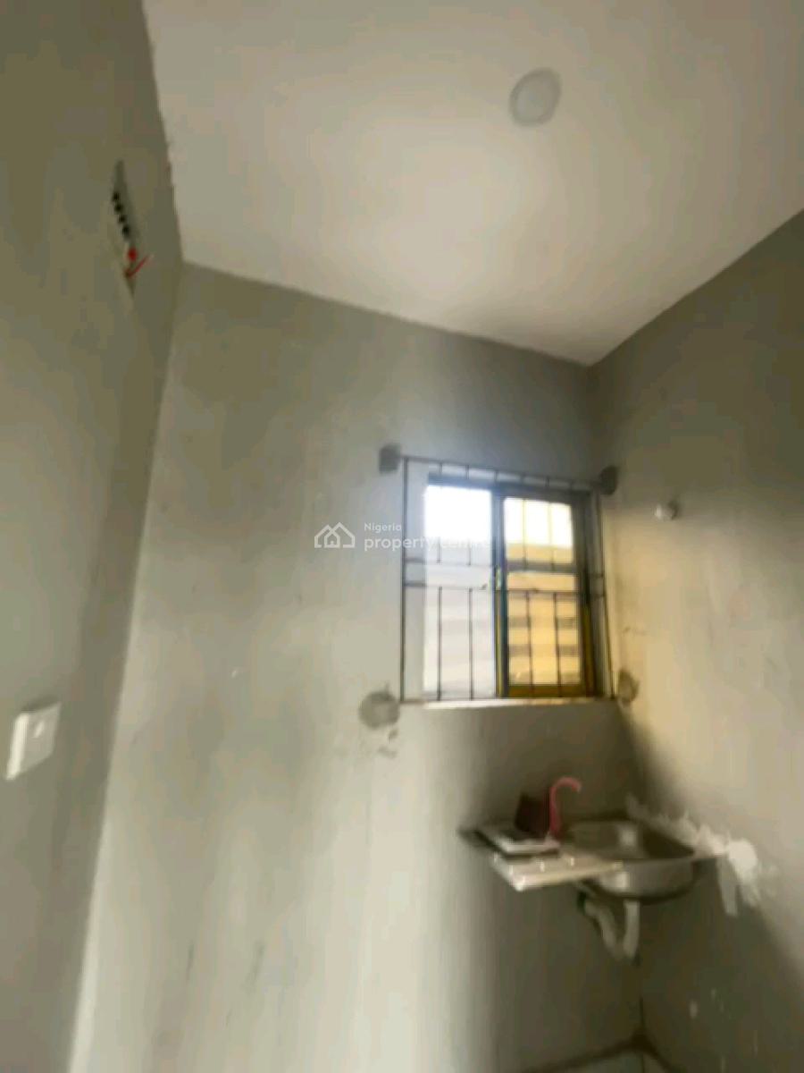 Newly Built, and Very Spacious Studio Apartment, Sungas Bus Stop, Shomolu, Lagos, Self Contain (single Rooms) for Rent