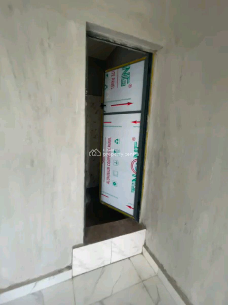 Newly Built, and Very Spacious Studio Apartment, Sungas Bus Stop, Shomolu, Lagos, Self Contain (single Rooms) for Rent