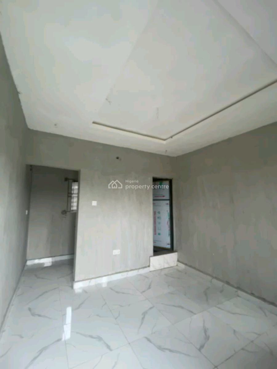 Newly Built, and Very Spacious Studio Apartment, Sungas Bus Stop, Shomolu, Lagos, Self Contain (single Rooms) for Rent