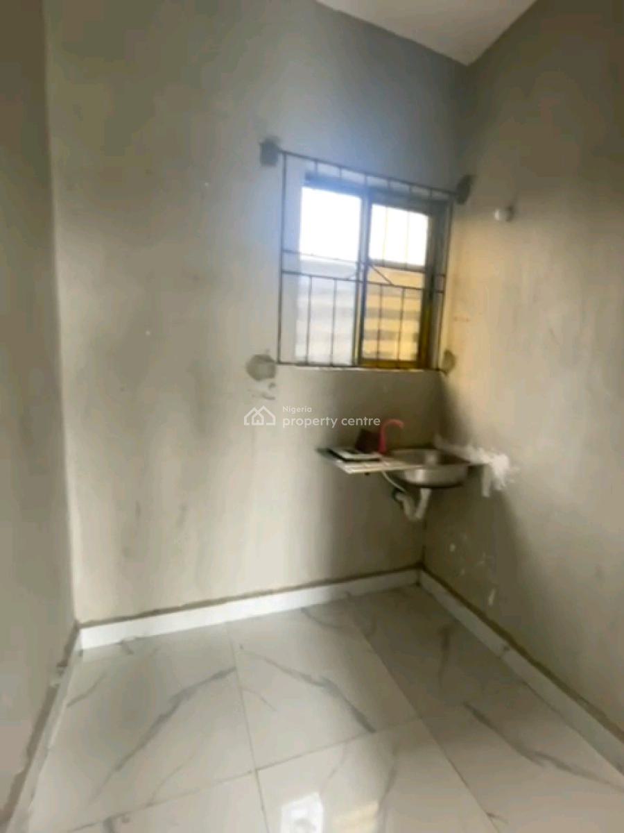 Newly Built, and Very Spacious Studio Apartment, Sungas Bus Stop, Shomolu, Lagos, Self Contain (single Rooms) for Rent