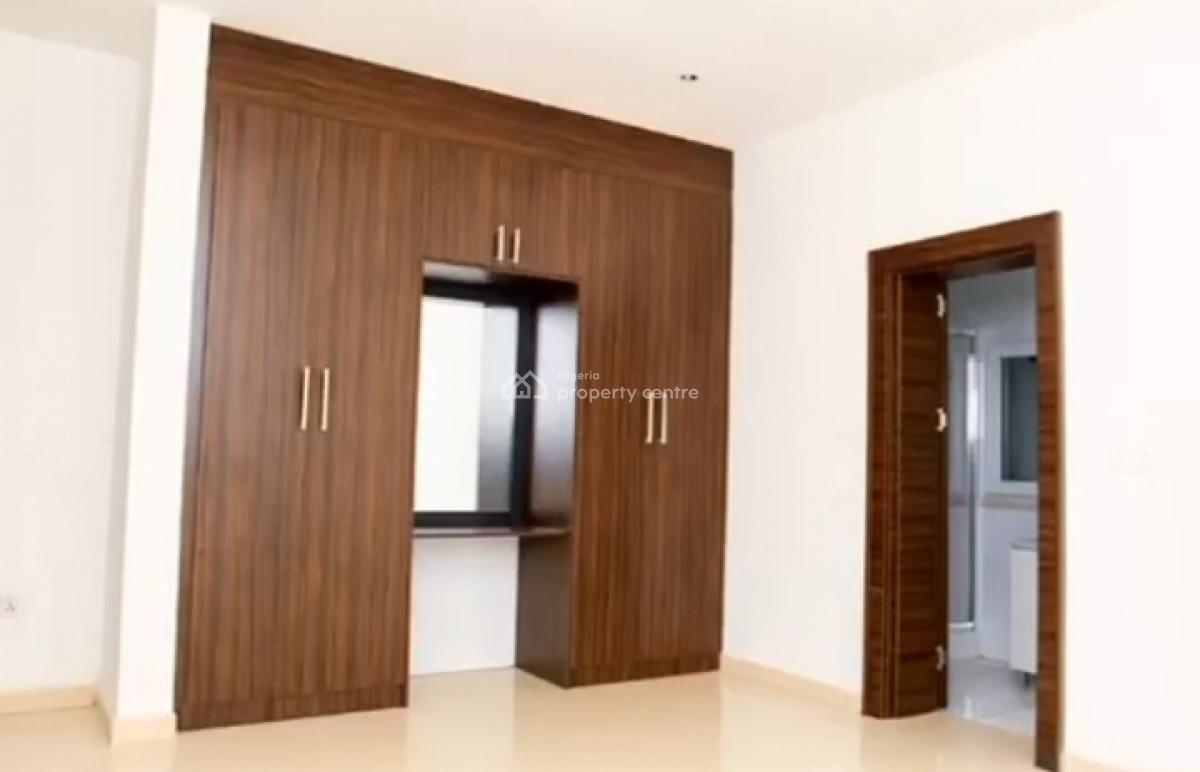 4 Floors Office Complex Building, on Obafemi Awolowo Way, Jabi, Abuja, Jabi, Abuja, Plaza / Complex / Mall for Sale