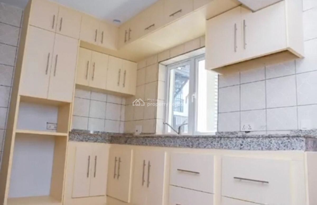 4 Floors Office Complex Building, on Obafemi Awolowo Way, Jabi, Abuja, Jabi, Abuja, Plaza / Complex / Mall for Sale