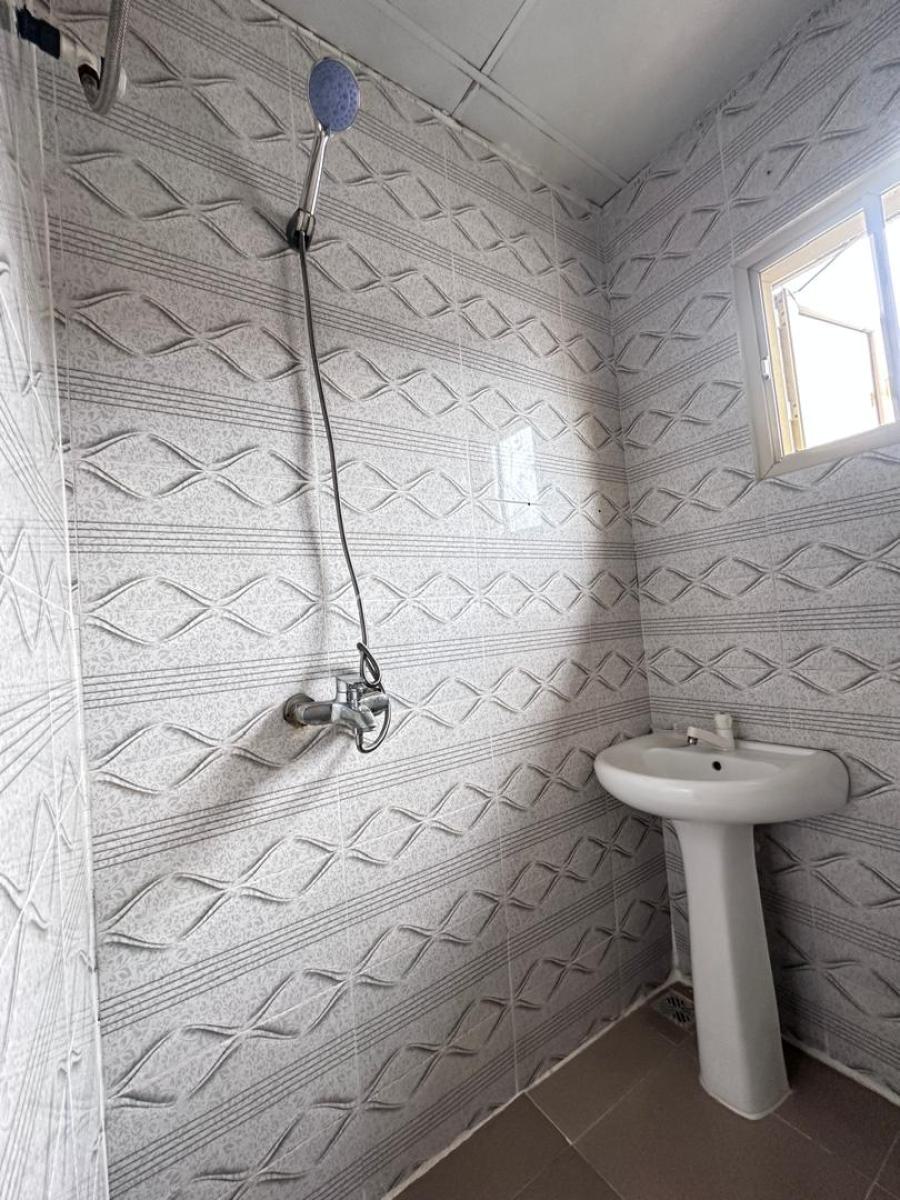 Selfcon in a Serene Location, Osapa, Lekki, Lagos, Self Contain (single Rooms) for Rent