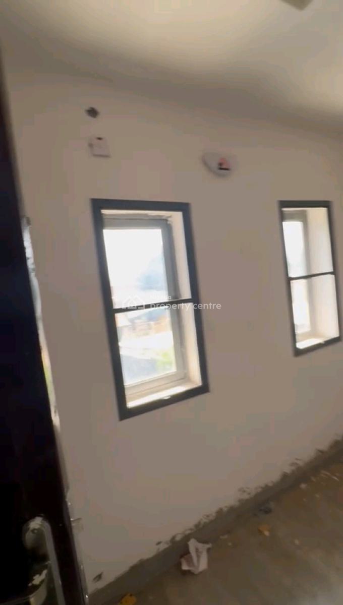 Newly Built Decent Spacious Mini Upflat and Down Flat with 2toilet, New Garage, Gbagada, Lagos, Mini Flat (room and Parlour) for Rent