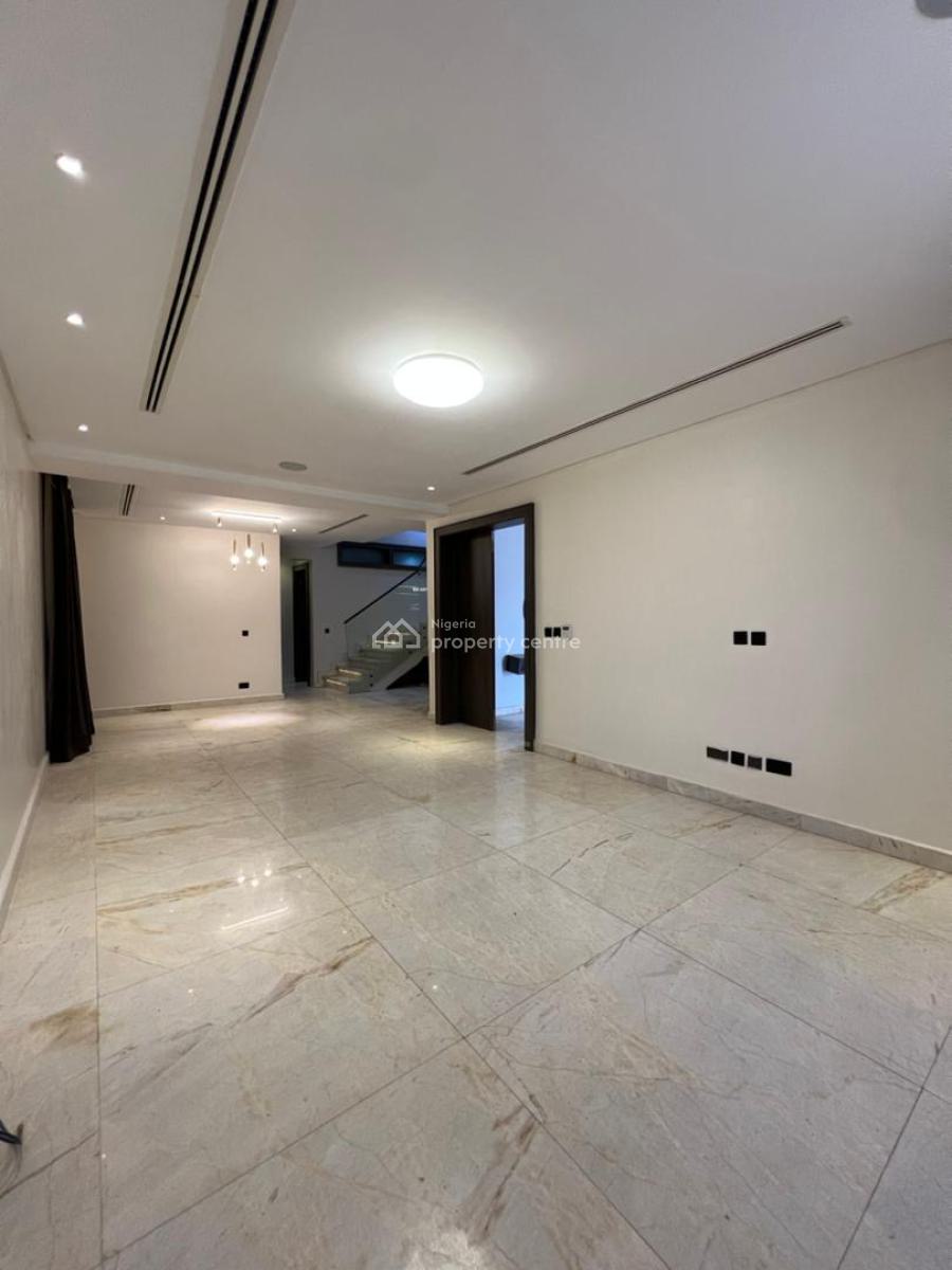 an Upscale & Partly Furnished 4beds Terraces with Bq, Gilmore Yard, Jahi, Abuja, Detached Duplex for Sale