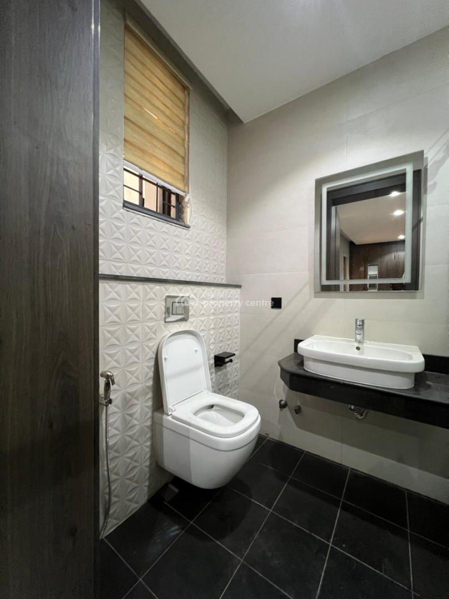 an Upscale & Partly Furnished 4beds Terraces with Bq, Gilmore Yard, Jahi, Abuja, Detached Duplex for Sale