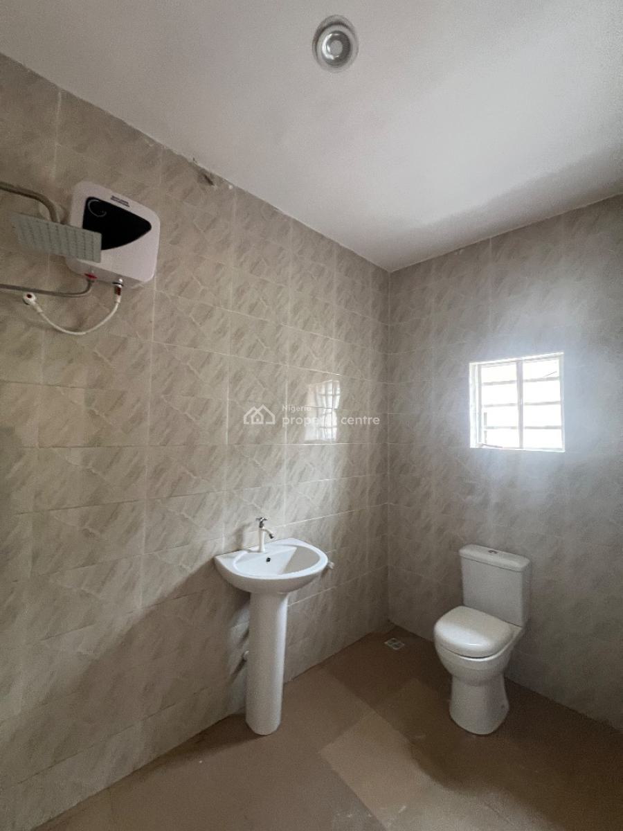 Luxury 3bedroom Flat, Aptech Before Novare Shoprite Ajah, Lekki Phase 2, Lekki, Lagos, Flat / Apartment for Rent