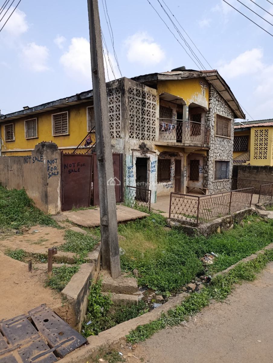 16 Rooms Face to Face Building on a Corner Piece of Land, Aromolaran, Old Ife Road, Ibadan, Alakia, Ibadan, Oyo, Block of Flats for Sale