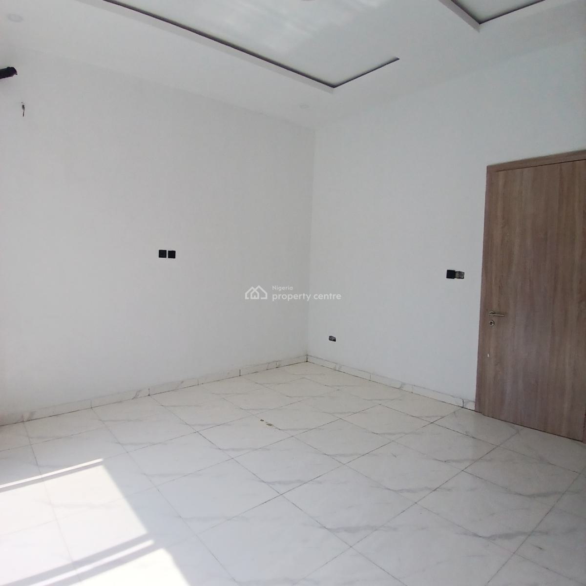 Lovely 4 Bedroom Terrace Duplex with Bq, Ikota, Lekki, Lagos, Semi-detached Duplex for Sale