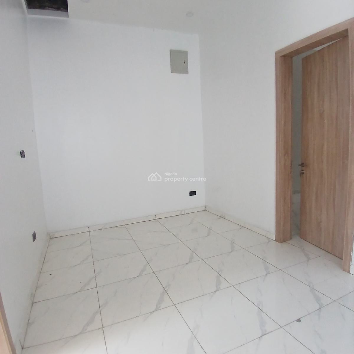 Lovely 4 Bedroom Terrace Duplex with Bq, Ikota, Lekki, Lagos, Semi-detached Duplex for Sale