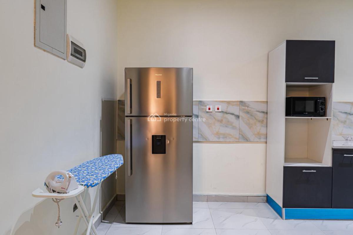 Brandnew Exquisitely Furnished 2 Units of 3 Bedroom Lekki Phase 1, Lekki Phase 1, Lekki, Lagos, Flat / Apartment Short Let