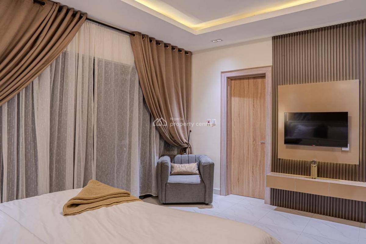 Brandnew Exquisitely Furnished 2 Units of 3 Bedroom Lekki Phase 1, Lekki Phase 1, Lekki, Lagos, Flat / Apartment Short Let