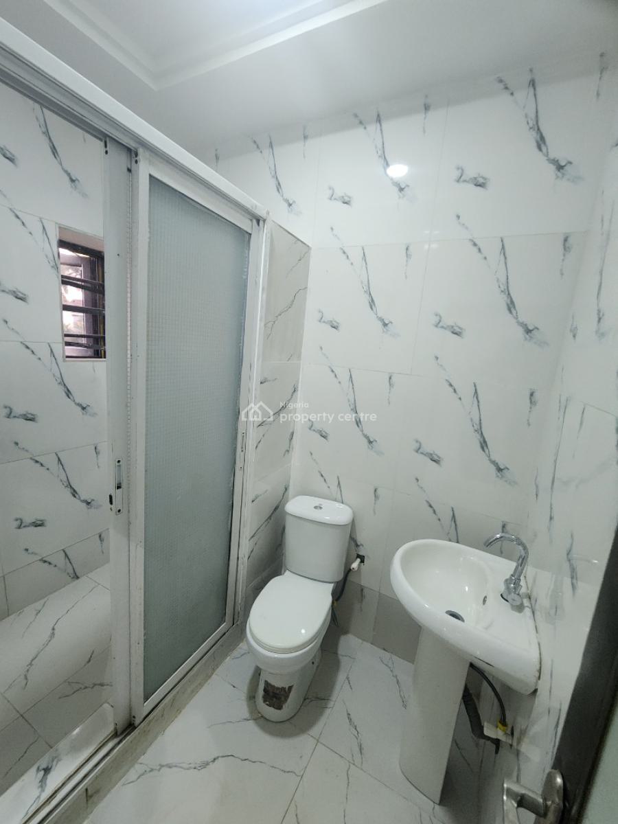 Luxury Two Bedroom Block of Flat., News Engineering, Dawaki, Gwarinpa, Abuja, Flat / Apartment for Rent