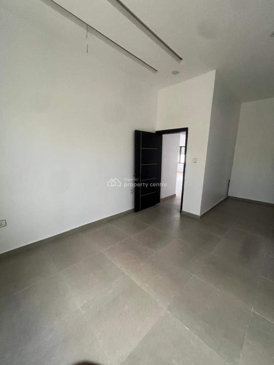 Standard 2 Bedroom Apartment, Lekki Scheme 2 Along Abraham Adesanya Ajah Lagos, Ajah, Lagos, Flat / Apartment for Rent