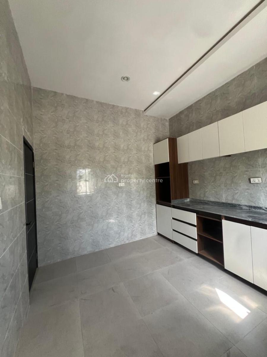 Standard 2 Bedroom Apartment, Lekki Scheme 2 Along Abraham Adesanya Ajah Lagos, Ajah, Lagos, Flat / Apartment for Rent