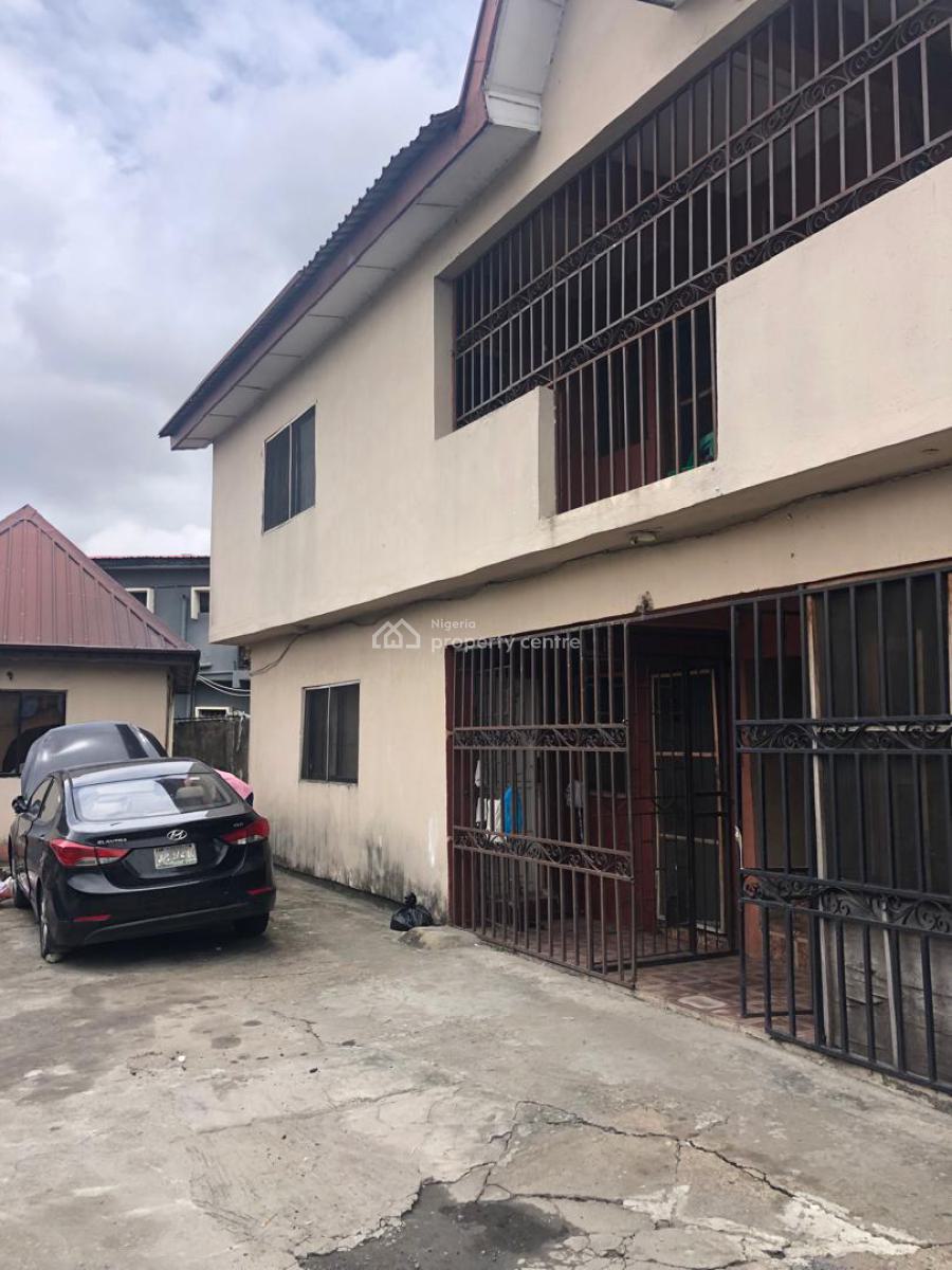 4 Shops and 5 Units of Flat, Directly on Addo Road, Badore, Ajah, Lagos, Block of Flats for Sale