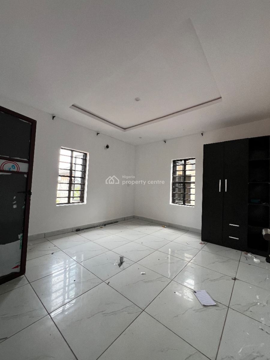 a Spacious Room and Parlor, By Sbi Before Novare Shoprite Ajah, Lekki Phase 2, Lekki, Lagos, Mini Flat (room and Parlour) for Rent