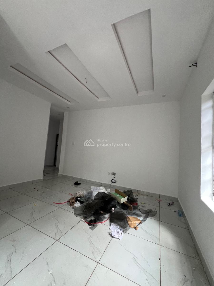 a Spacious Room and Parlor, By Sbi Before Novare Shoprite Ajah, Lekki Phase 2, Lekki, Lagos, Mini Flat (room and Parlour) for Rent