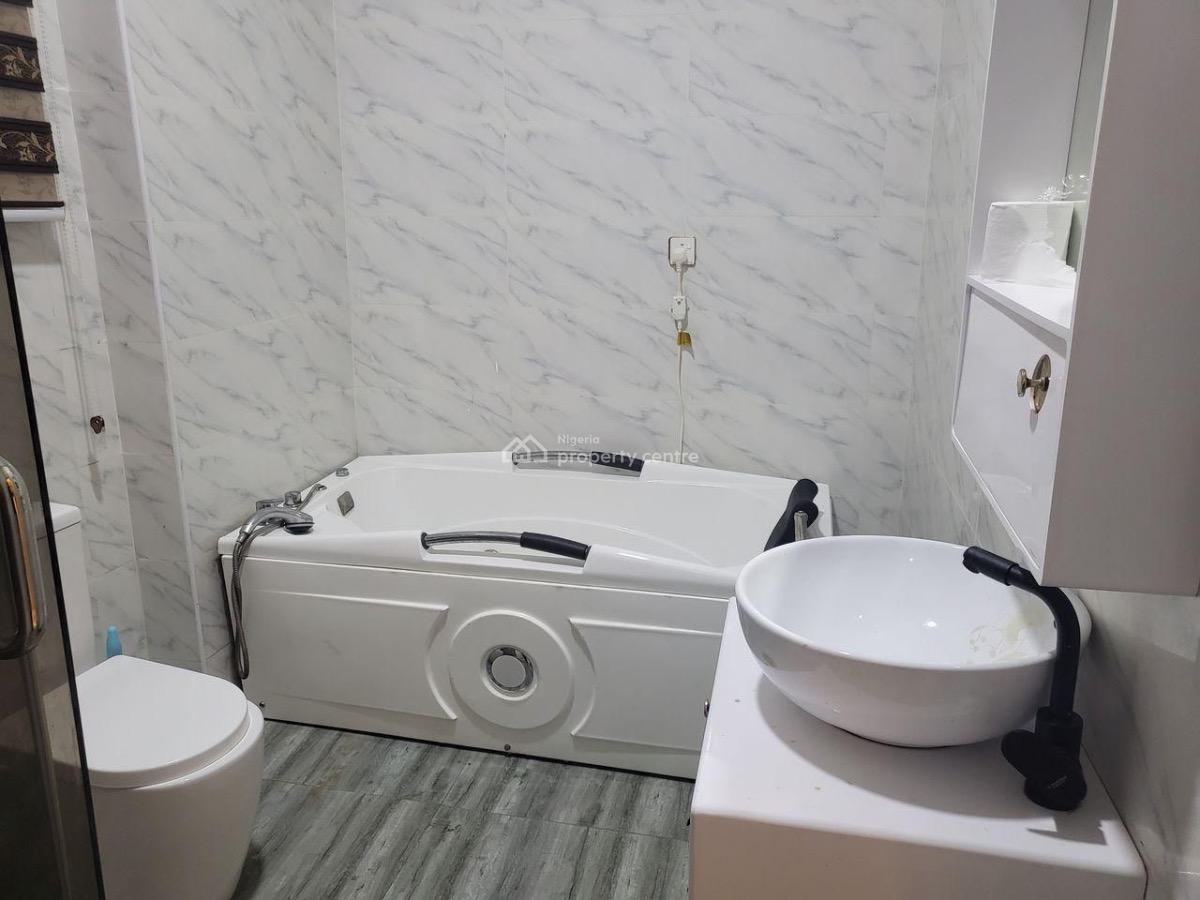 Distress Property Fully Furnished 4bed  Semi Detached Duplex with Bq, Lekki Conservation Court,chevron Alternative,lekki ,lagos ,nigeria, Lekki, Lagos, Detached Duplex for Sale