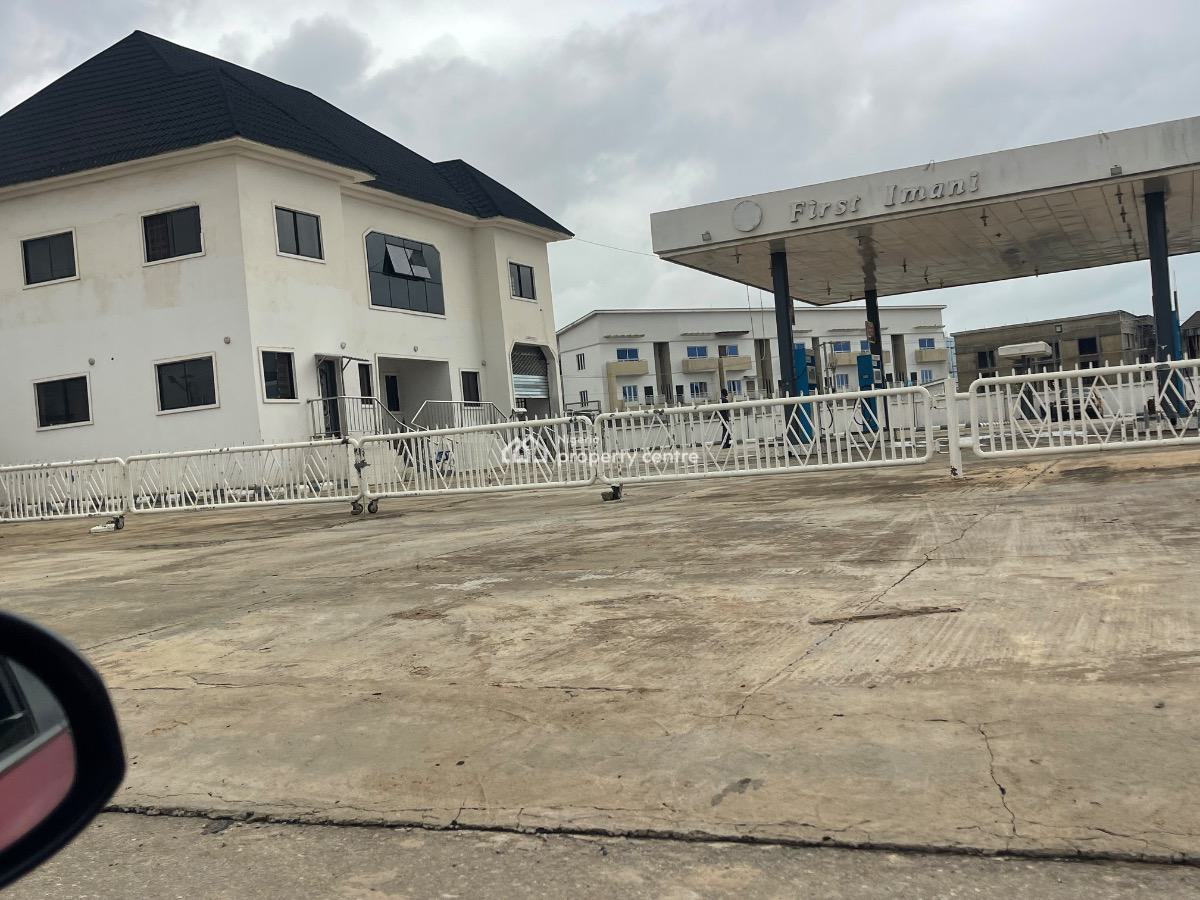 Filling Station, Victoria Island (vi), Lagos, Filling Station for Sale
