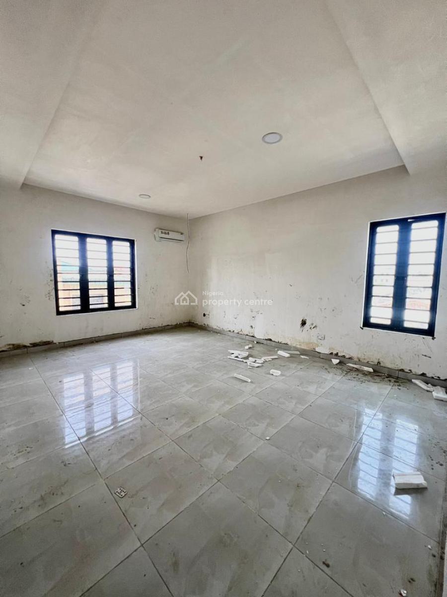 Spacious 4-bedroom Terrace with Boys Quarters (bq), Swimming Pool, Oniru, Victoria Island (vi), Lagos, House for Sale