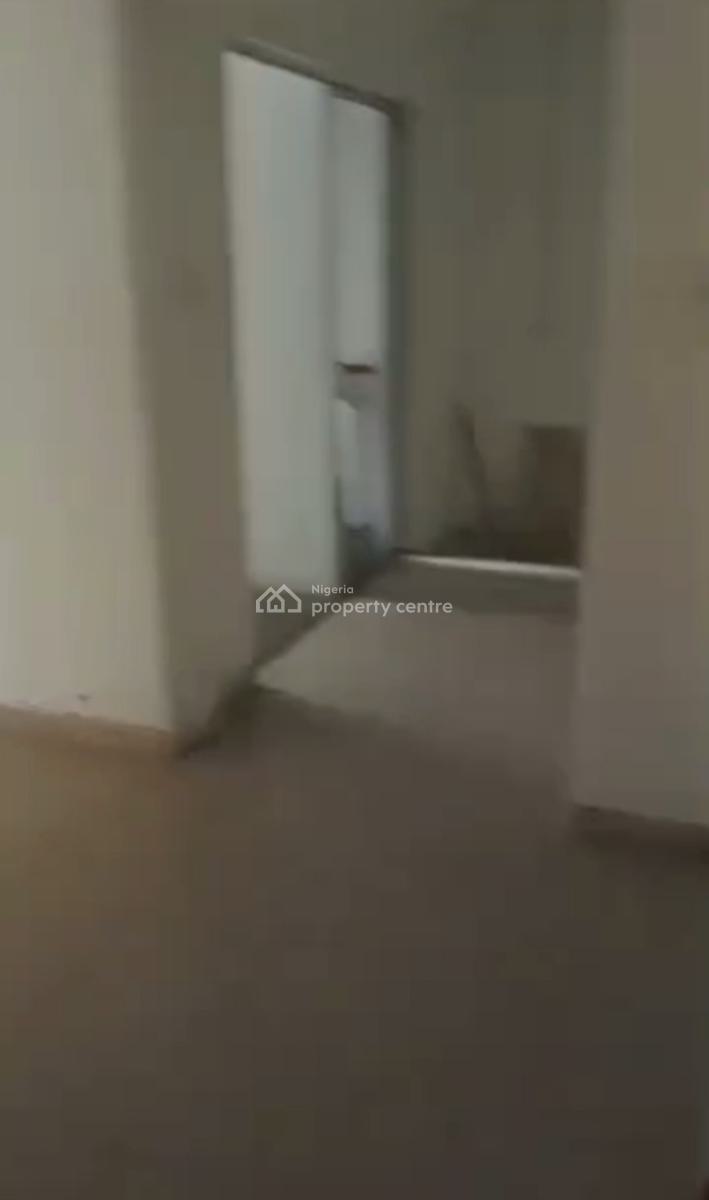 90sqm Office First Floor, Lekki Phase 1, Lekki, Lagos, Office Space for Rent