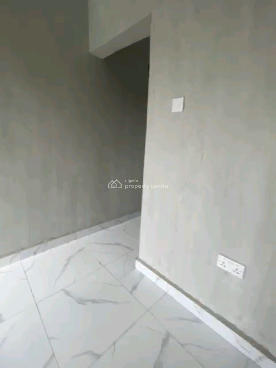 Newly Built Roomself Contain, Upstairs with Pop, Off Bajulaye Road, Shomolu, Lagos, Self Contain (single Rooms) for Rent