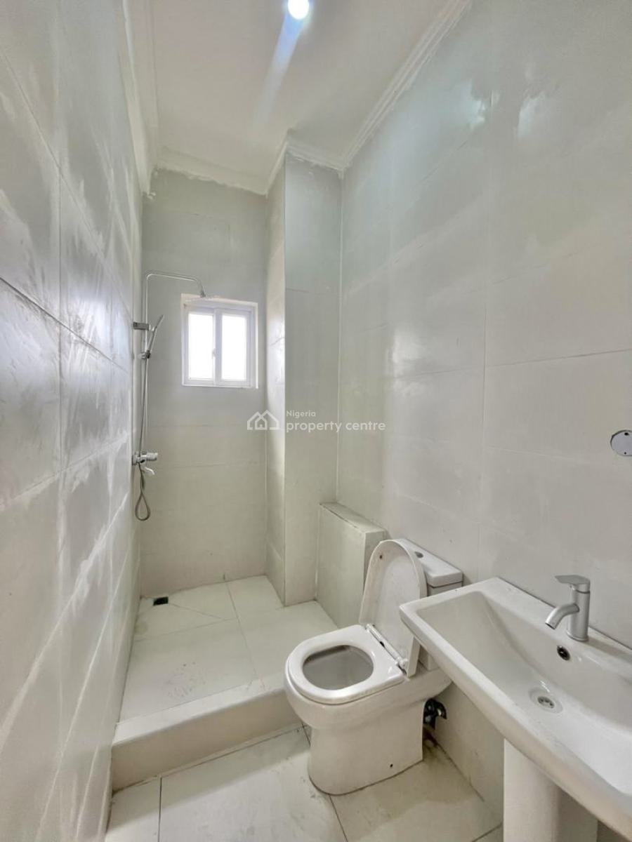 Newly Built Fully Serviced 3 Bedroom Apartment, Osapa, Lekki, Lagos, Flat / Apartment for Rent