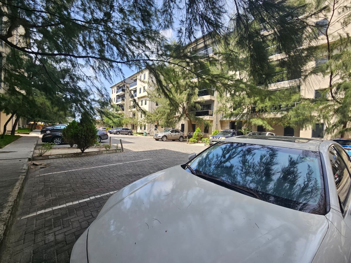 Very Well Maintained 2 Bedroom Flat for R E N T, Lekky County Homes (meganound), Ikota, Lekki, Lagos, Flat / Apartment for Rent