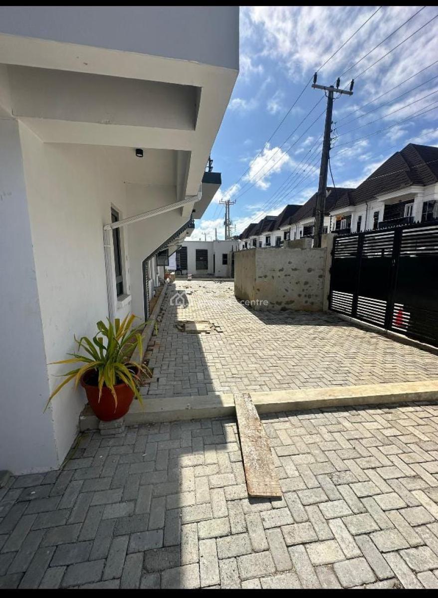 Luxury 2bedrooms & 3bedrooms Apartment, Osapa Shoprite Road, Lekki, Lagos, Flat / Apartment for Rent