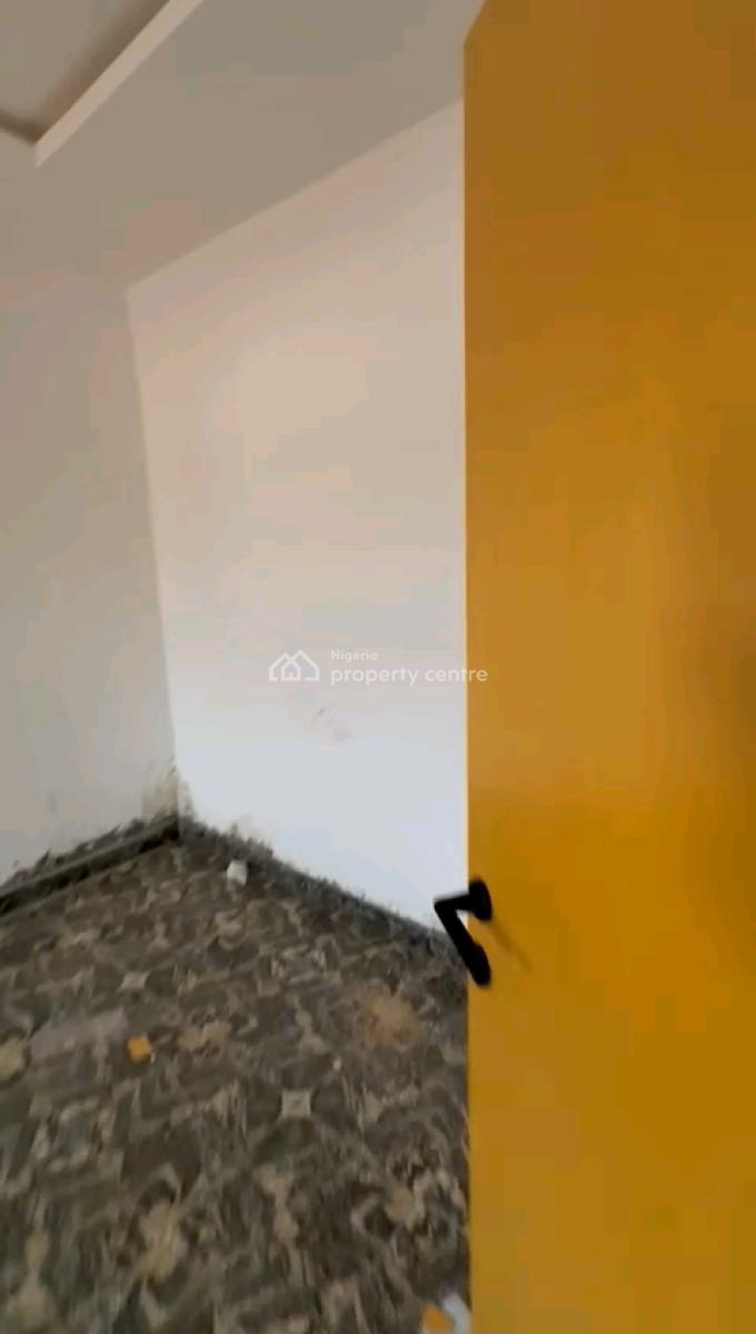 Newly Built Decent Spacious Mini Upflat and Down Flat with 2toilet, New Garage, Gbagada, Lagos, Mini Flat (room and Parlour) for Rent