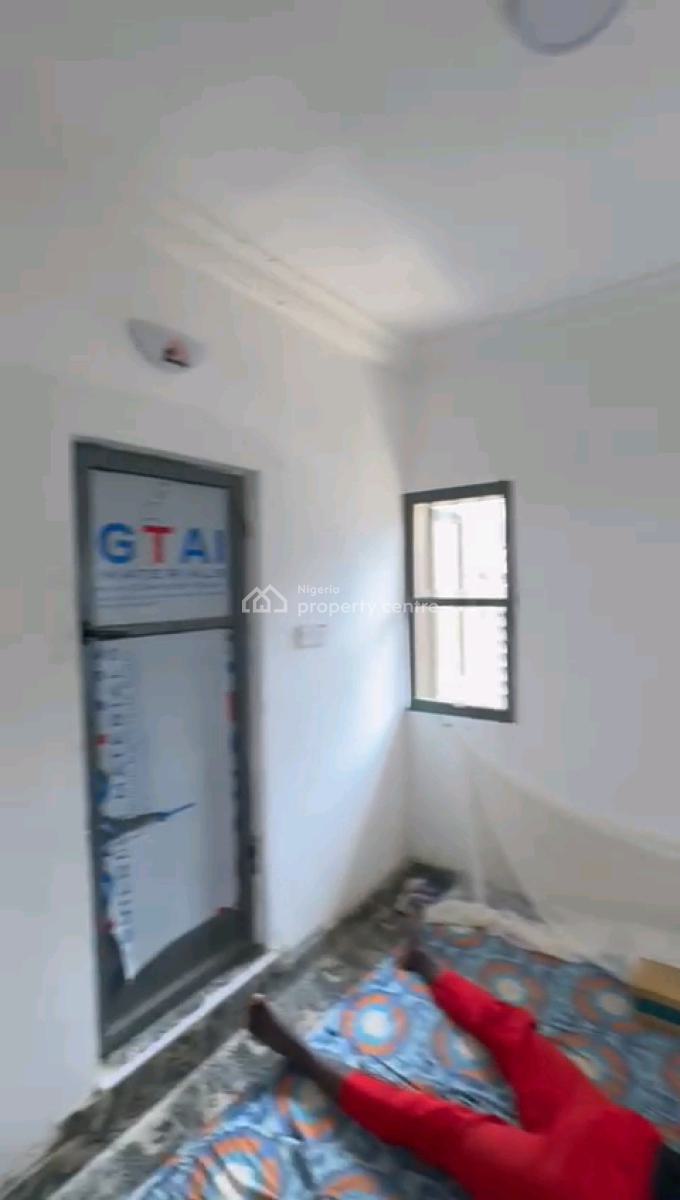 Newly Built Decent Spacious Mini Upflat and Down Flat with 2toilet, New Garage, Gbagada, Lagos, Mini Flat (room and Parlour) for Rent