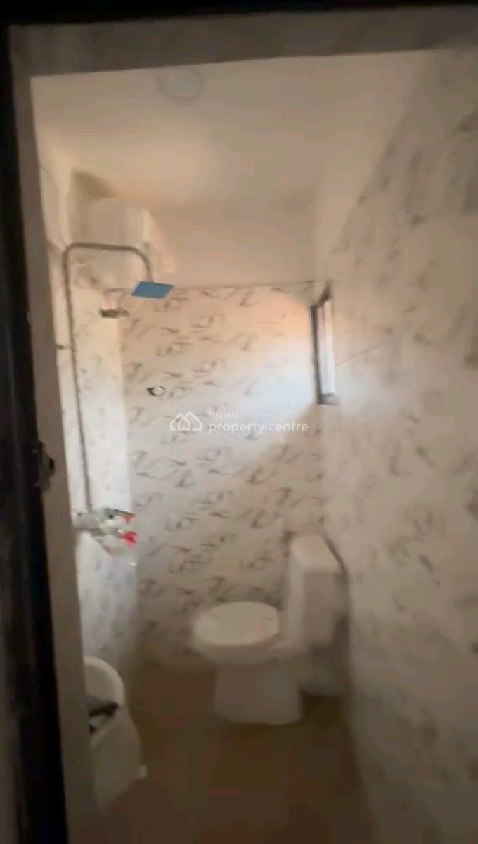 Newly Built Decent Spacious Mini Upflat and Down Flat with 2toilet, New Garage, Gbagada, Lagos, Mini Flat (room and Parlour) for Rent