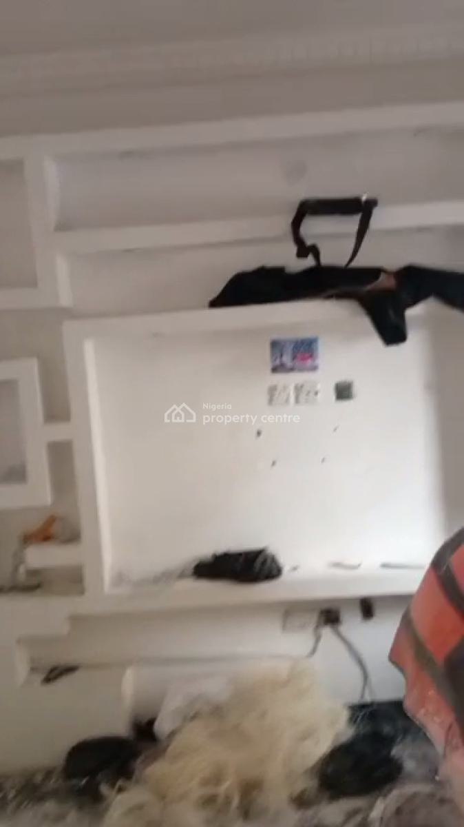 Newly Renovated 2 Bedroom Duplex, Off Olaniyi, New Oko-oba, Agege, Lagos, Flat / Apartment for Rent