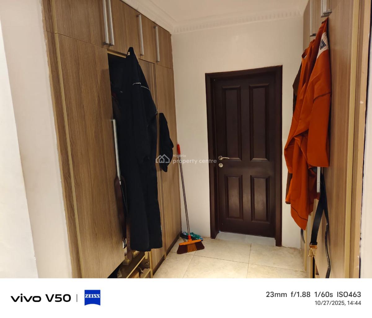 Well Finished 5-bedroom Fully Detached House + 2-room Bq, Osapa Lekki, Lekki, Lagos, Detached Duplex for Sale