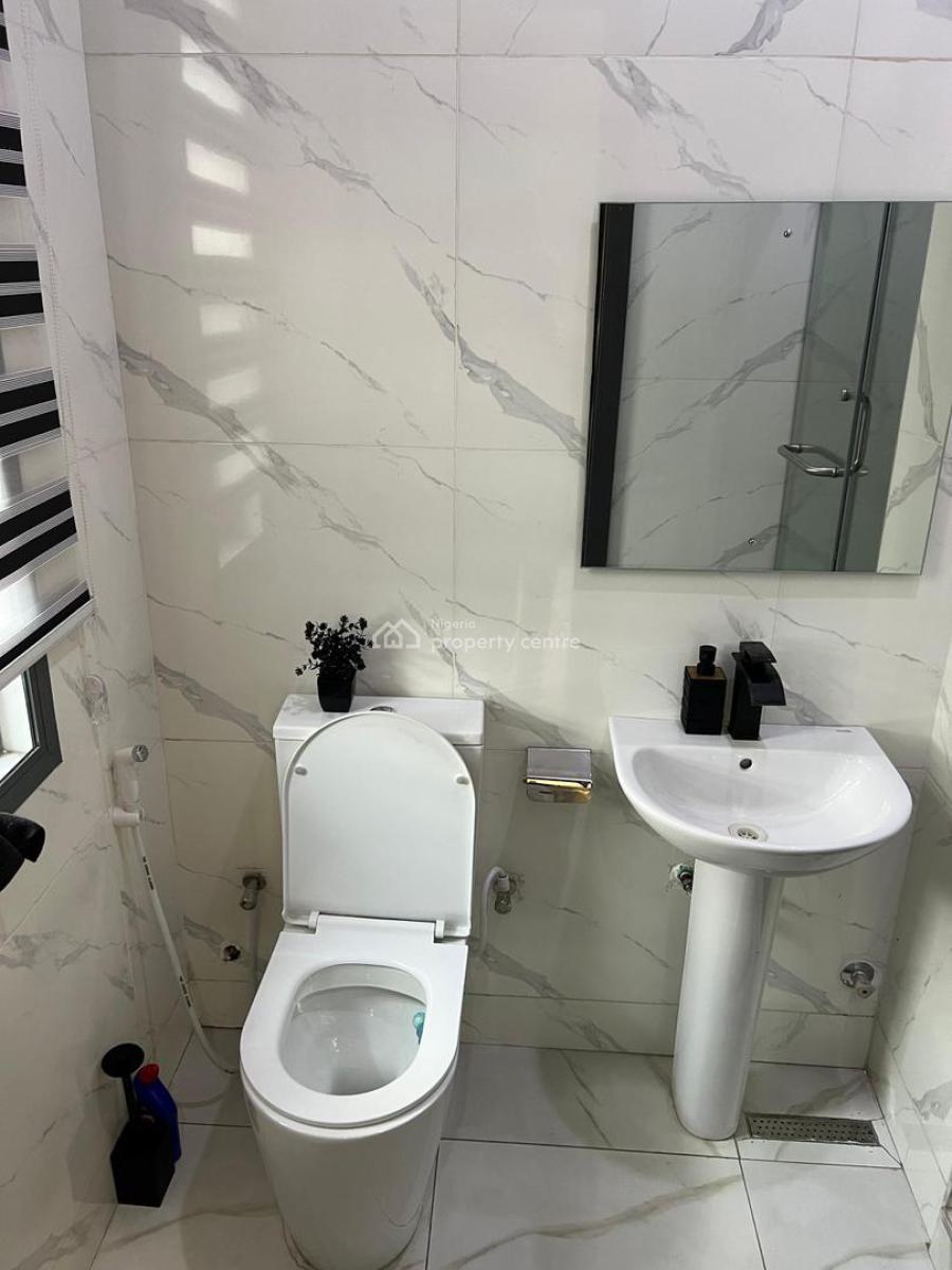 Luxury 3 Bedroom Apartment, Lekki Phase 1, Lekki, Lagos, Flat / Apartment Short Let