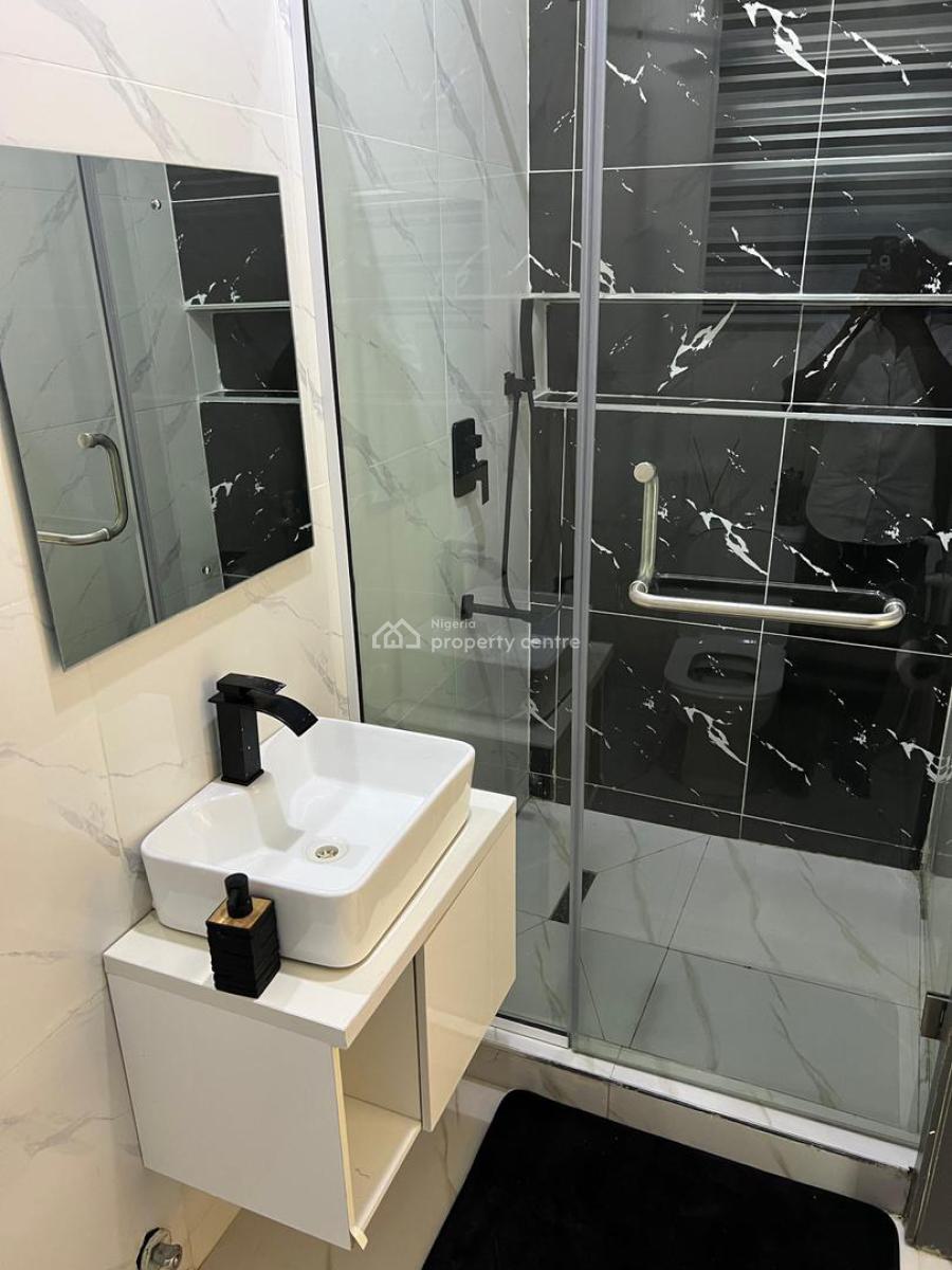 Luxury 3 Bedroom Apartment, Lekki Phase 1, Lekki, Lagos, Flat / Apartment Short Let