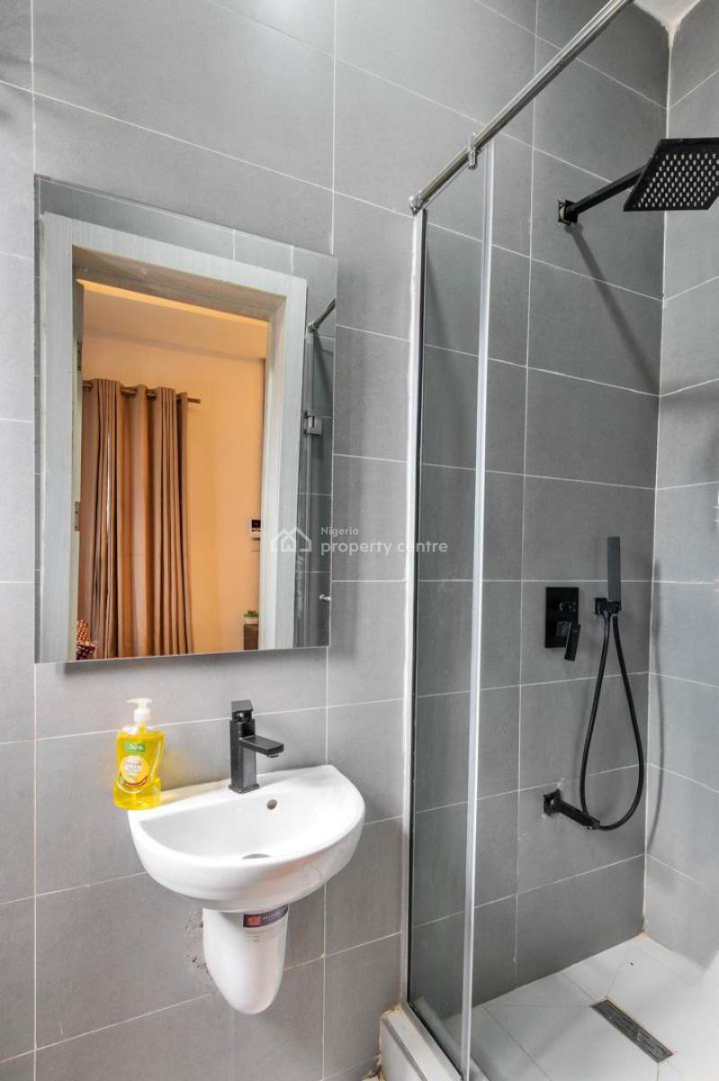 Luxurious and Unique 5/4bedroom Terrace, Imax Lekki, Lekki, Lagos, Terraced Duplex Short Let