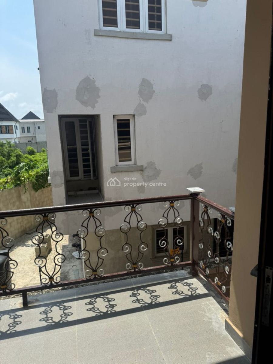 Standard 2 Bedroom Flat, Conservative Road Lekki Phase 1, Lekki Phase 1, Lekki, Lagos, Flat / Apartment for Rent