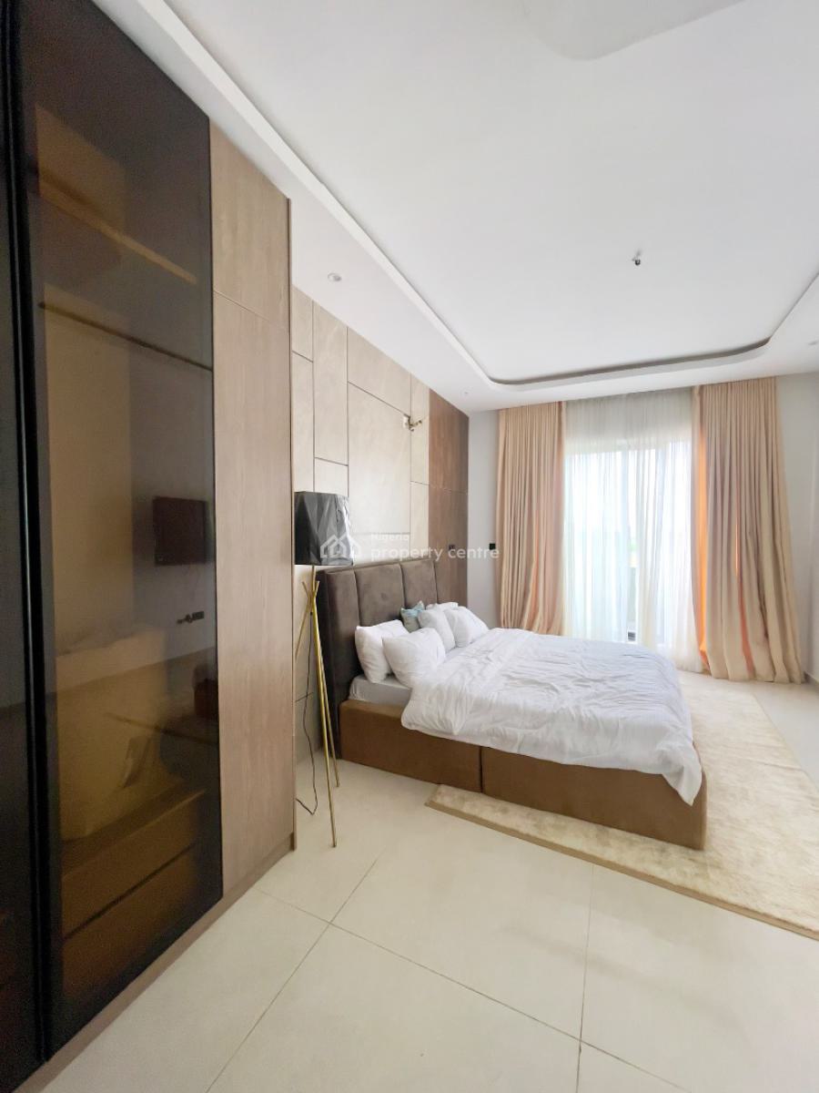 Fantastically Carved Luxury 2 Bed Apartment with 2 Elevator, Pool, Lekki Phase 1, Lekki, Lagos, Flat / Apartment for Sale