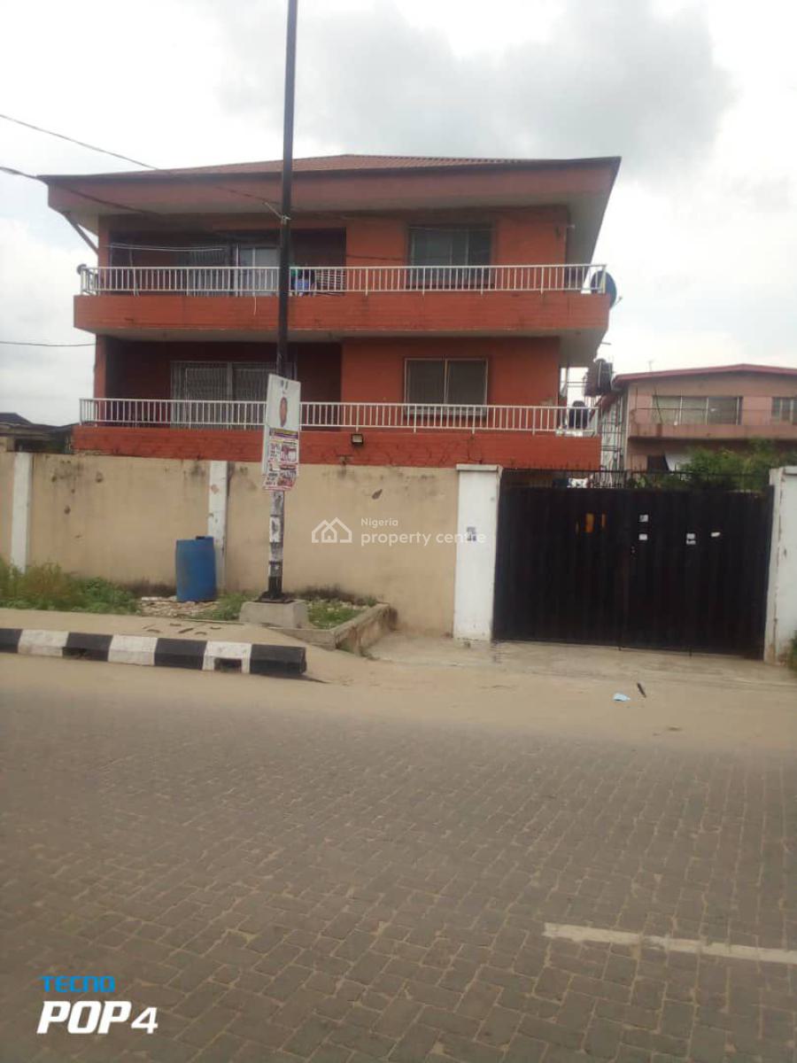 a 2-storey Building of 6flats Sitting on 600sqm .. at Iwaya Road, Onik, Iwsya Road, Onike, Yaba, Lagos, Block of Flats for Sale