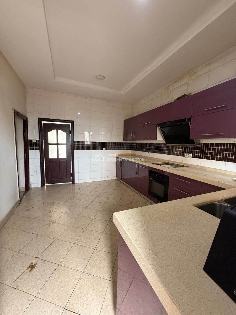 3 Bedroom (4th Floor), Lekki Phase 1, Lekki, Lagos, Flat / Apartment for Rent