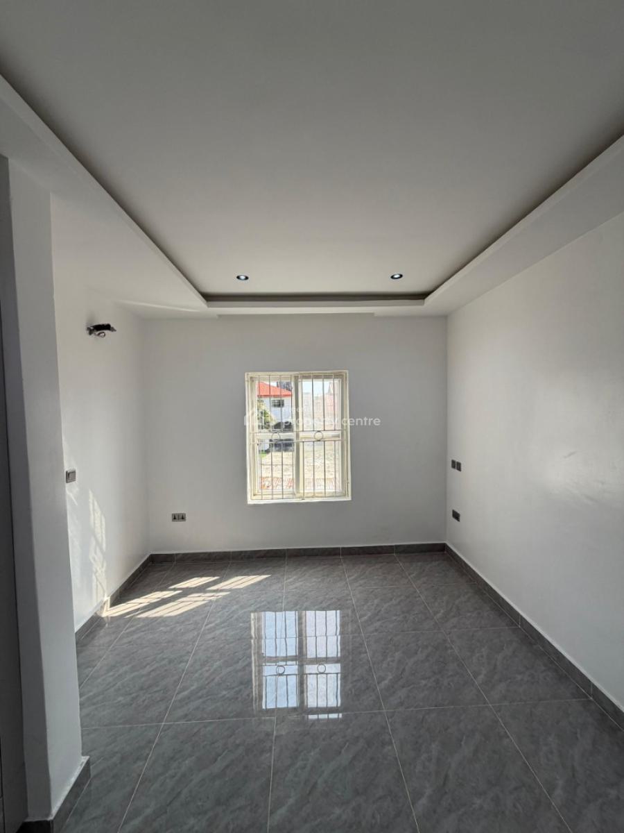 Spacious Massive Lurxy 3bedroom Flat a, Secure Minestate Alphat Beach Road Opposite Chevy View Lekk, Lekki, Lagos, Block of Flats for Sale