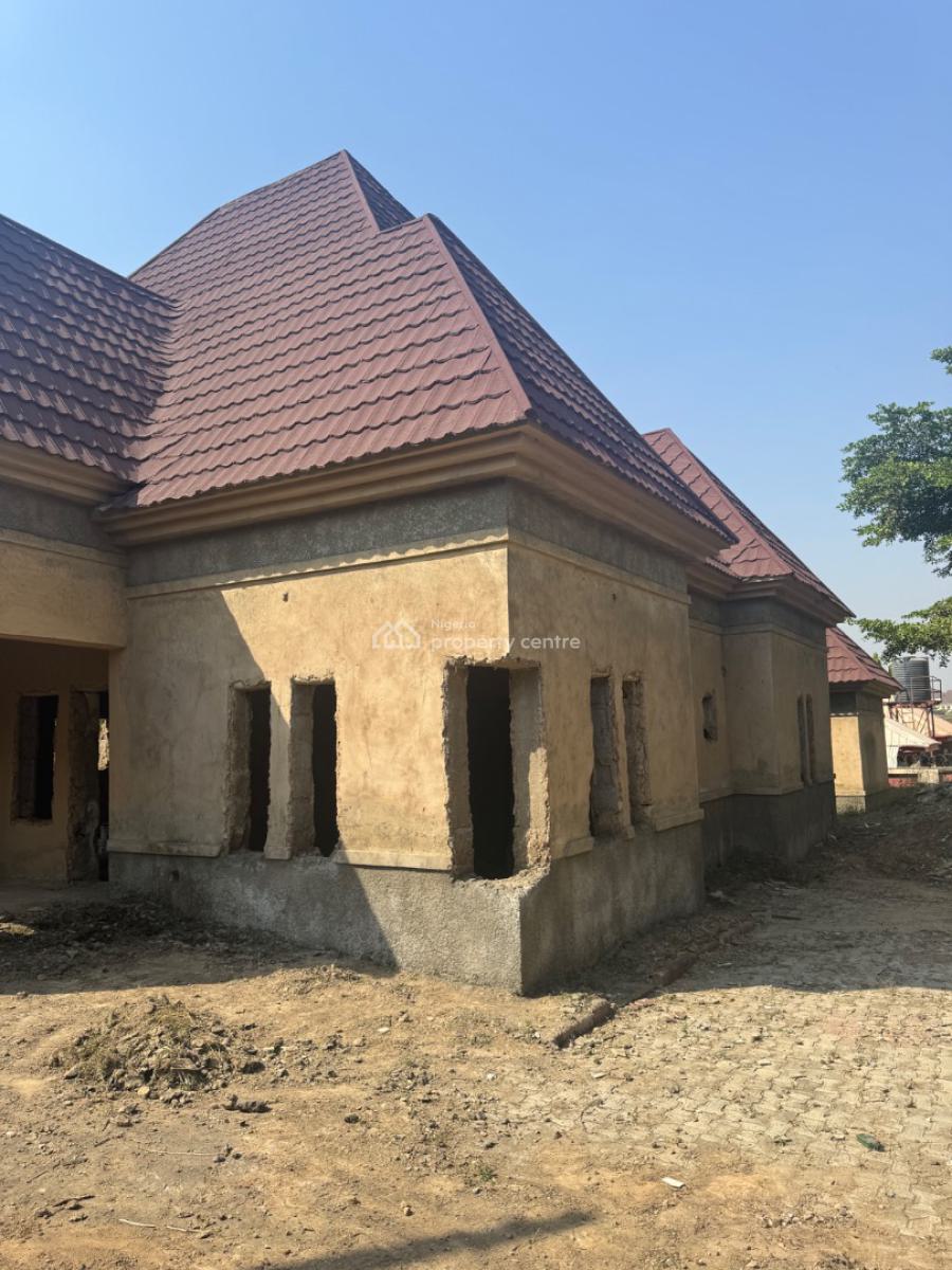 3 Bedroom Bungalow Carcass in Gwaripa with 2 Bedrooms Bq, Adikan Estate , Gwaripa, Gwarinpa, Abuja, Detached Bungalow for Sale