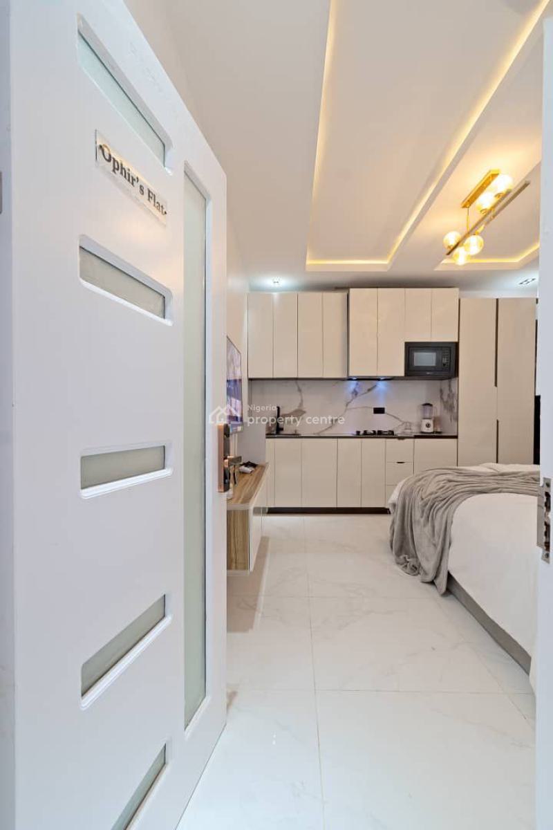 Luxury Studio Apartment, Chevron, Lekki Phase 2, Lekki, Lagos, Flat / Apartment Short Let