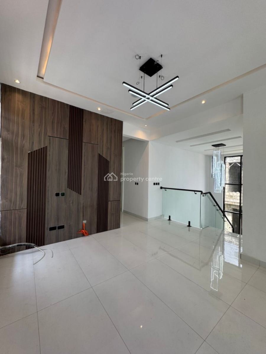 Beautiful 5 Bedroom Smart Home with Swimming Pool and Bq, Lekki County, Lekki, Lagos, Detached Duplex for Sale