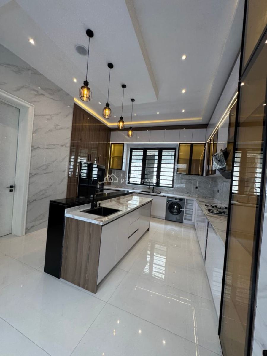 Beautiful 5 Bedroom Smart Home with Swimming Pool and Bq, Lekki County, Lekki, Lagos, Detached Duplex for Sale