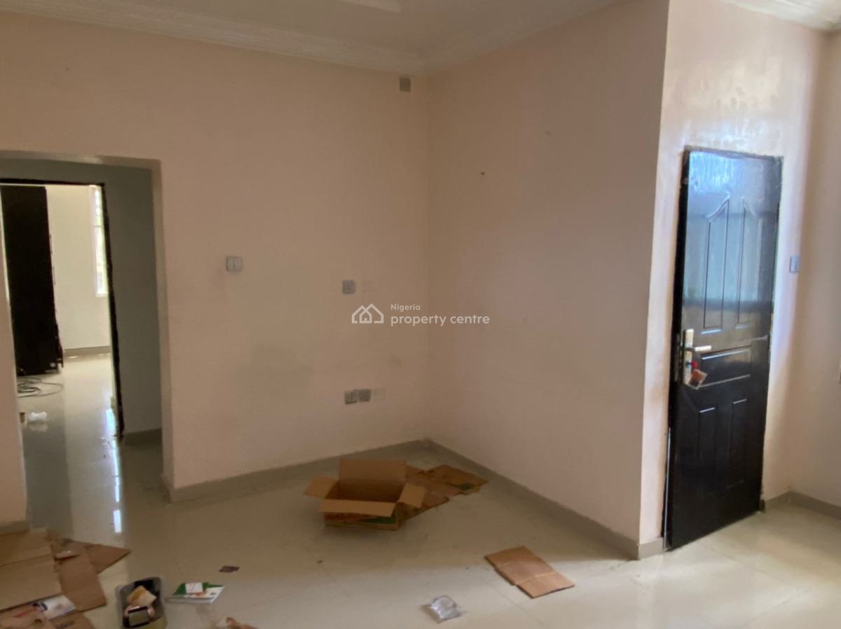 Self Service and Spacious 1 Bedroom Apartment Plus Guest Toilet, Off Palace Road, Oniru, Victoria Island (vi), Lagos, Mini Flat (room and Parlour) for Rent
