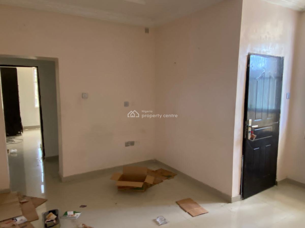 Self Service and Spacious 1 Bedroom Apartment Plus Guest Toilet, Off Palace Road, Oniru, Victoria Island (vi), Lagos, Mini Flat (room and Parlour) for Rent