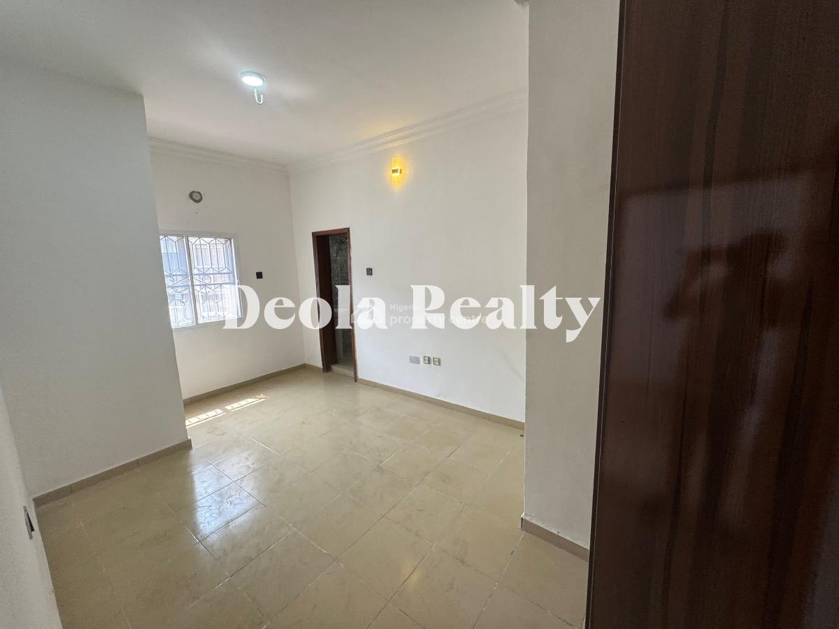 a Nice and Portable 1 Bedroom Apartment, Platinum Way,ikate, Lekki, Lagos, Lekki, Lagos, Mini Flat (room and Parlour) for Rent